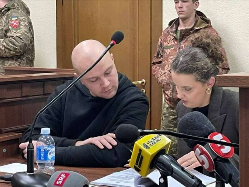 Суд залишив Гнезділова під вартою. Він стверджує, що хотів повернутись на службу