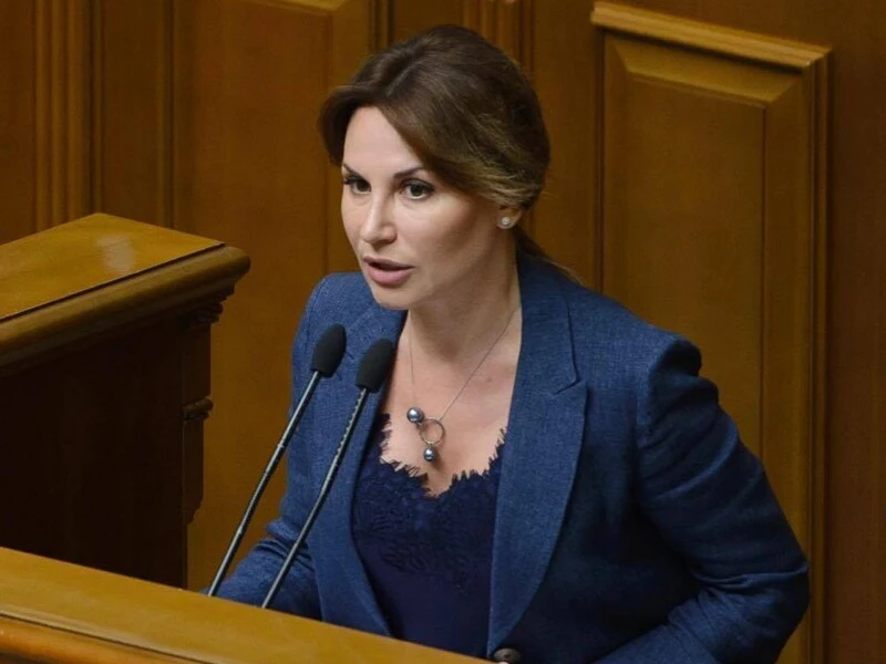 Адвокати екснардепки Ірини Сисоєнко заявили про процесуальні порушення та замовну справу проти неї – ЗМІ