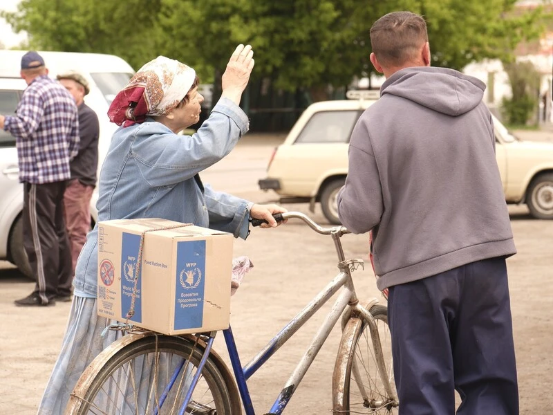 ООН продовжила виплати для українців до кінця липня. Хто може отримати
