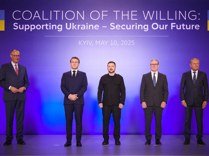 Основним елементом гарантій безпеки України мають стати миротворці. Повний текст заяви 