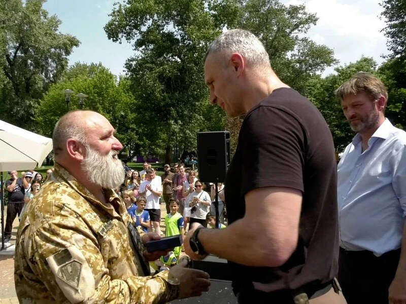 Кличко вручив ветеранам відзнаки під час заходу 