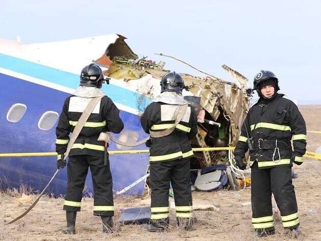 Пасажирський літак Embraer 190 до падіння майже годину літав з системами управління, які відмовили