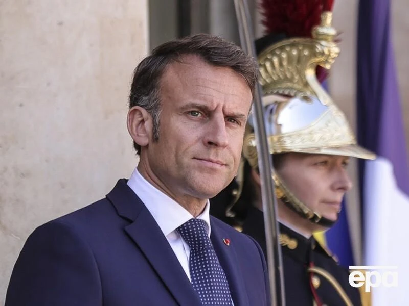 Макрон назвав крихкою паузу у тарифах Трампа і пояснив чому 