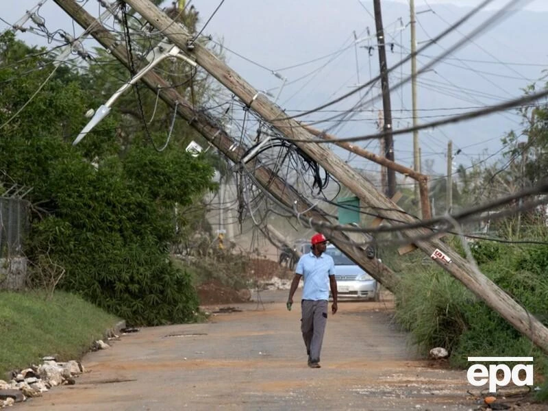 Потужний ураган 