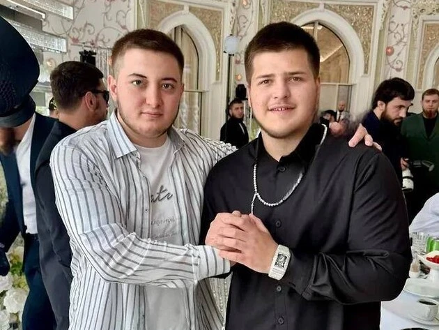 Неповнолійтній син Кадирова одружився – імовірно, вдруге – і засвітив годинник за щонайменше $2 млн