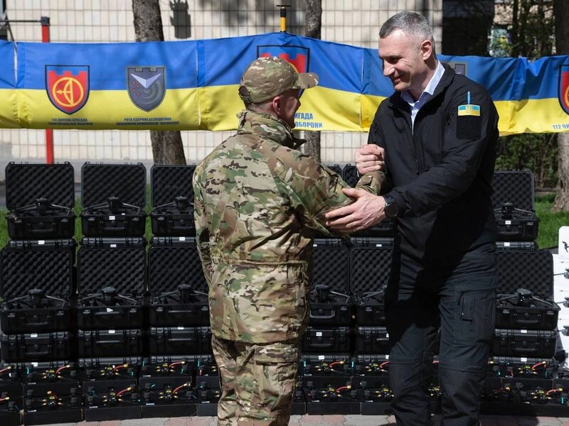 Кличко передав 1800 безпілотників 112-й бригаді тероборони