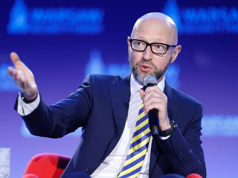 Яценюк: Навіть президент Порошенко був демократом. Знаєте, чого?