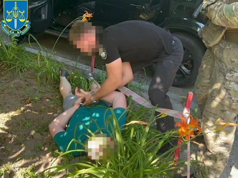 Родич посадовиці ТЦК вимагав у родини загиблого військового 1,3 млн – Офіс Генпрокурора