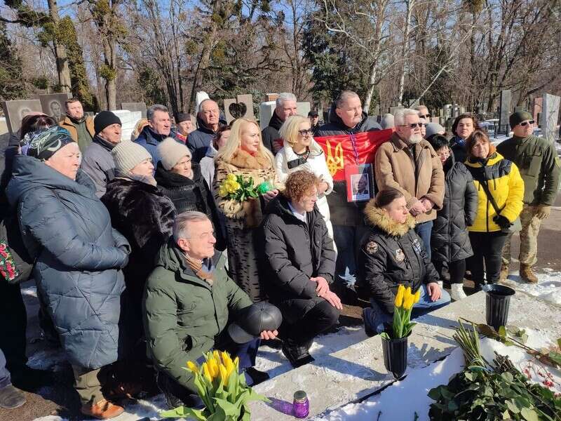 Рідні й близькі Степана Хмари зустрілися згадати його в річницю смерті