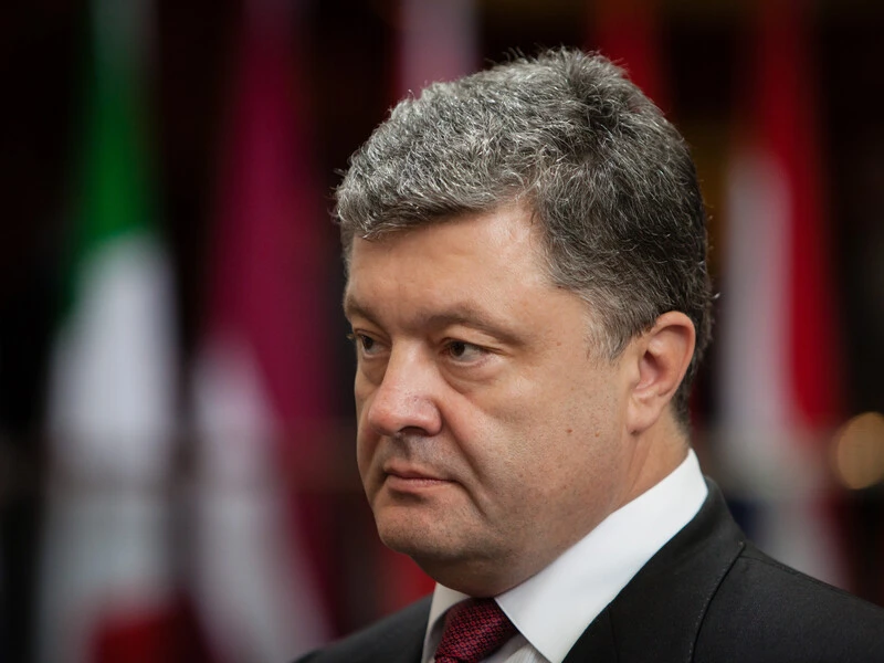 Політолог: У Порошенка утворили монополію на землю, зробивши ціну на неї непідйомною