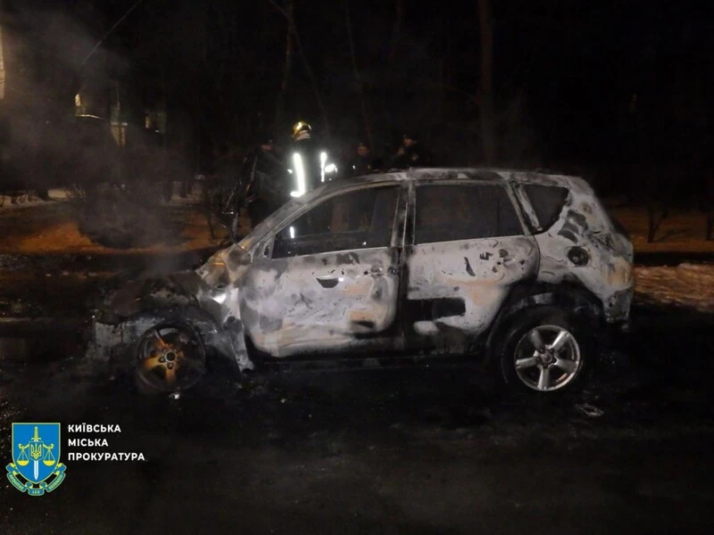 У Києві судитимуть чоловіка, який, імовірно, палив сусідські авто 
