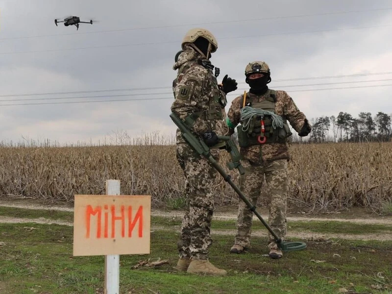 В Україні у 2024 році число сертифікованих операторів розмінування зросло у півтори рази – Шмигаль