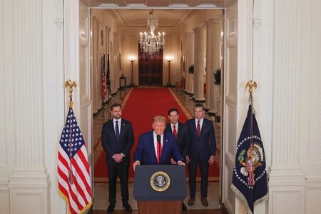 Frappes en Iran : après les fuites, Donald Trump veut limiter le partage d’informations classifiées