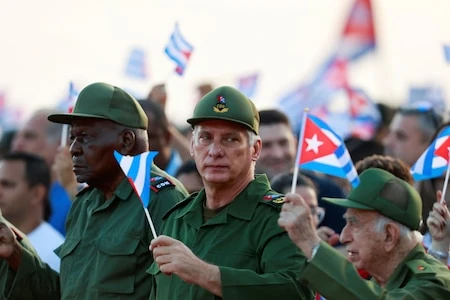 Cuba approuve un virage historique vers l'économie de marché