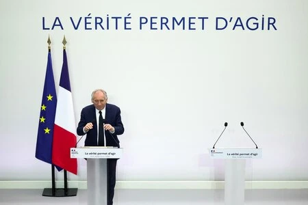 Finances publiques : François Bayrou et le double Everest des 100 milliards d’euros