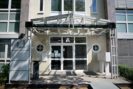 Allemagne : l'extrême droite accusée d'espionner au profit de la Russie