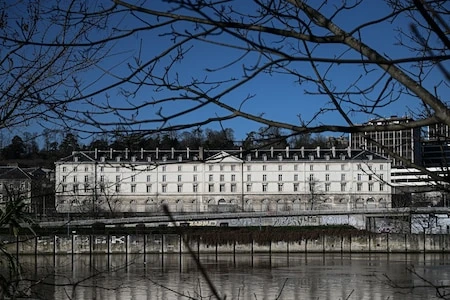 Ecoles abandonnées, hôtels particuliers désaffectés… La vérité sur la gestion immobilière de l’Etat