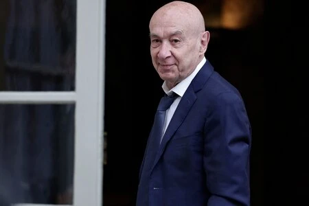 Claude Malhuret, de médecin à tribun au nom de la démocratie : 