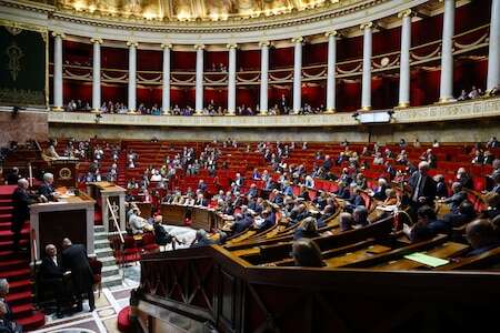 A deux jours du Salon de l’agriculture, le Parlement adopte la loi d’orientation agricole