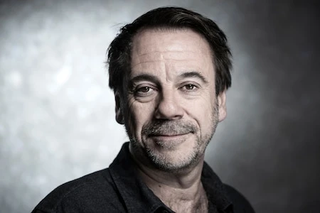 Ventes de livres : Michel Bussi plus fort que Sorj Chalandon