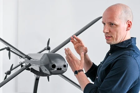 Renseignement, drones, robots : enquête sur la révolution de l’IA dans l’armée
