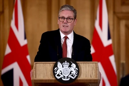 Face à la menace russe, Keir Starmer veut 