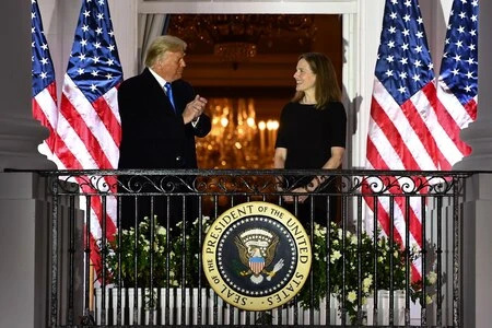 Etats-Unis : en privé, Donald Trump se plaint des juges qu’il a lui-même nommés à la Cour suprême