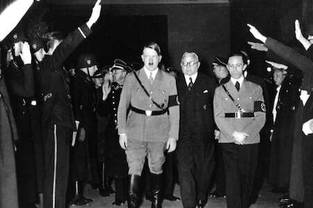 Quand Hitler et Goering étaient moins impitoyables que Donald Trump et J.D. Vance, par François Kersaudy