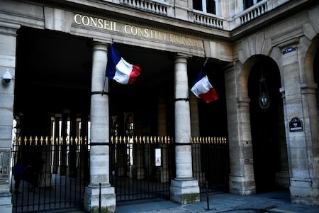 Les garde-fous du droit, avec ou sans Laurent Wauquiez, par Denys de Béchillon