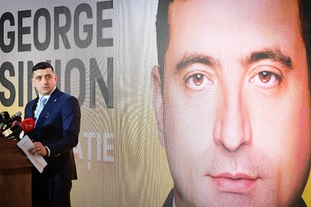 Fan de Trump, antivax et anti-Kiev… George Simion, l’homme qui veut restaurer la 