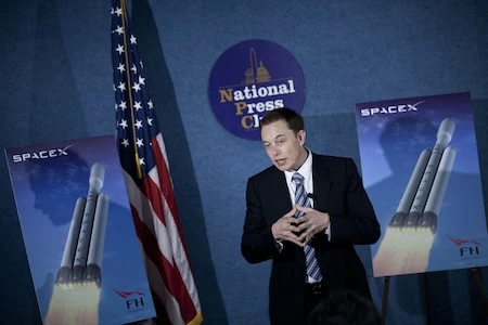 Elon Musk, aux origines de sa réussite : ingéniosité, audace et démesure