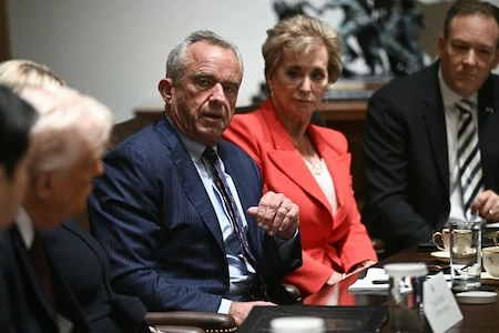 Aux Etats-Unis, le nouveau groupe d’experts sur les vaccins de Robert Kennedy Jr. suscite l’inquiétude