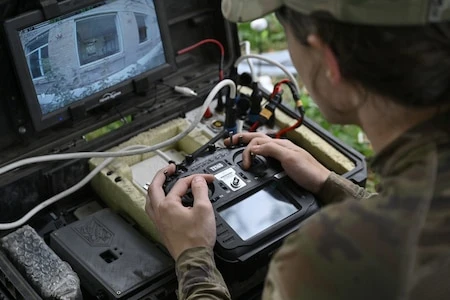 Guerre en Ukraine : les nouveaux drones kamikazes de Kiev qui vont épuiser les défenses russes