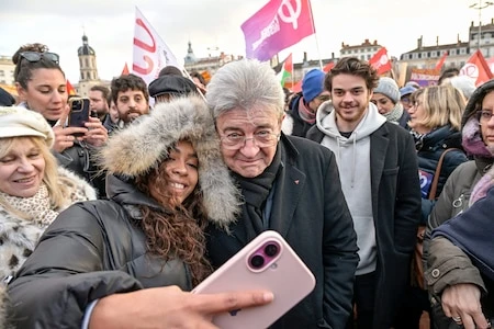 A qui parle Jean-Luc Mélenchon ? Plongée dans cette 