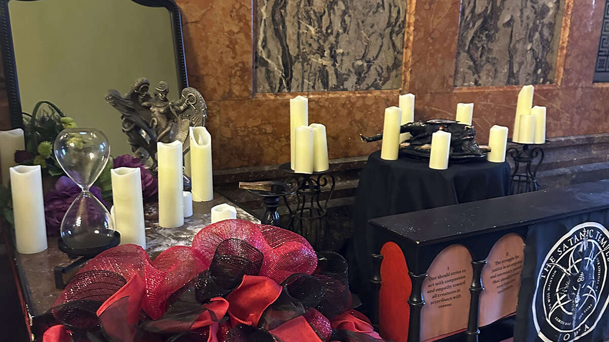 Former Mississippi House candidate charged after Satanic Temple display is destroyed at Iowa Capitol