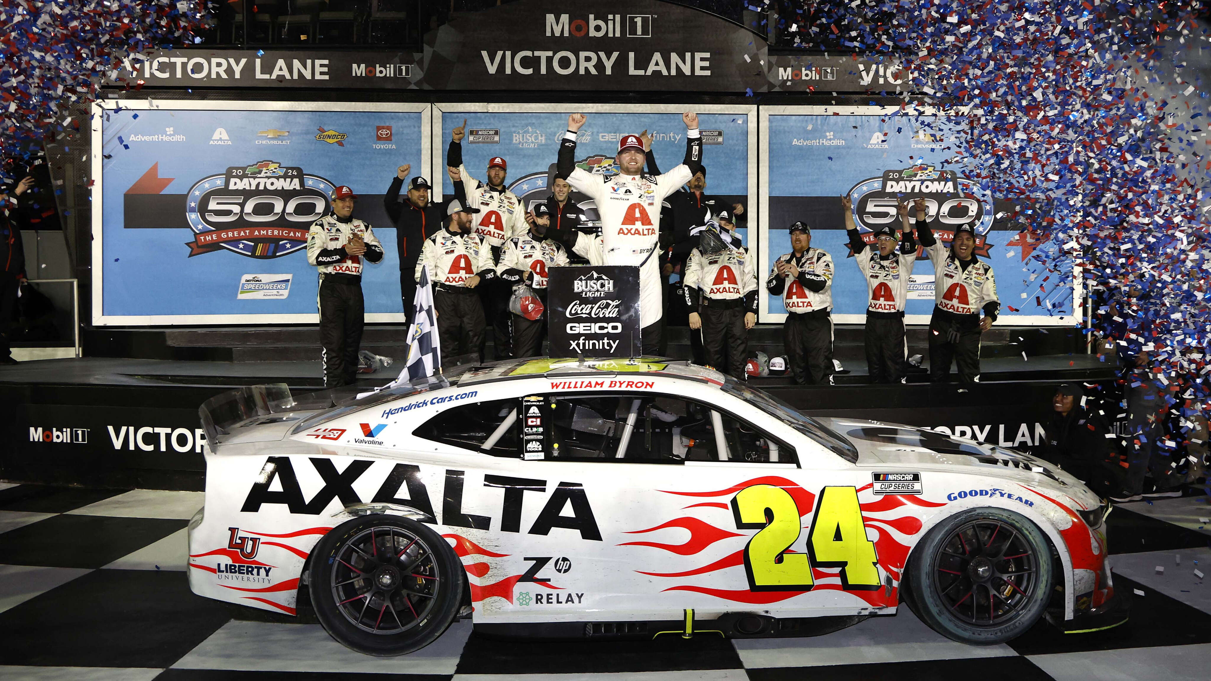 Daniel Suarez edges Blaney, Busch in thrilling 3-wide finish to claim Cup Series win at Atlanta