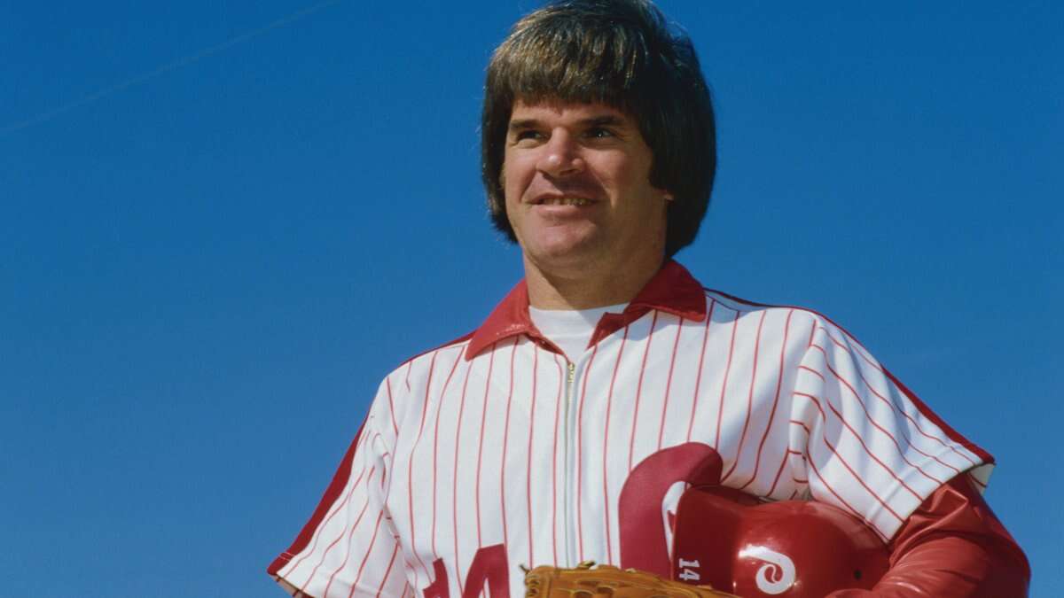 Trump says in social media post he plans to pardon the late Pete Rose