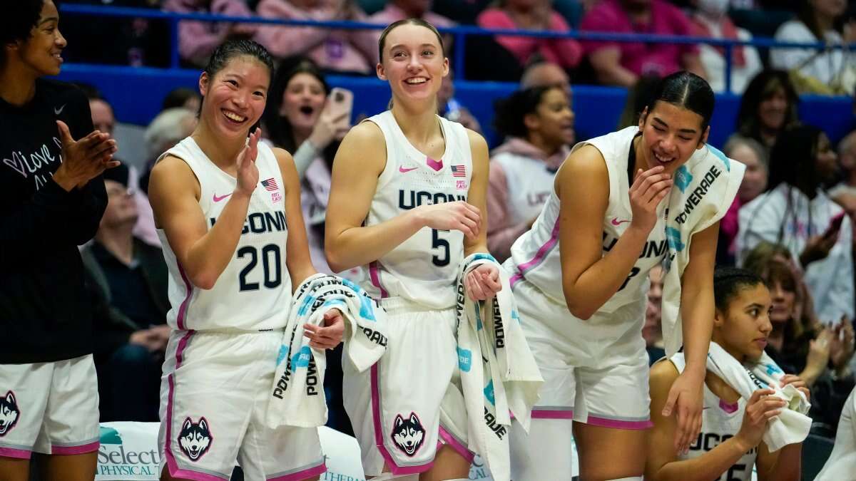 Paige Bueckers wakes up before dawn to make UConn teammate Jana El Alfy breakfast during Ramadan