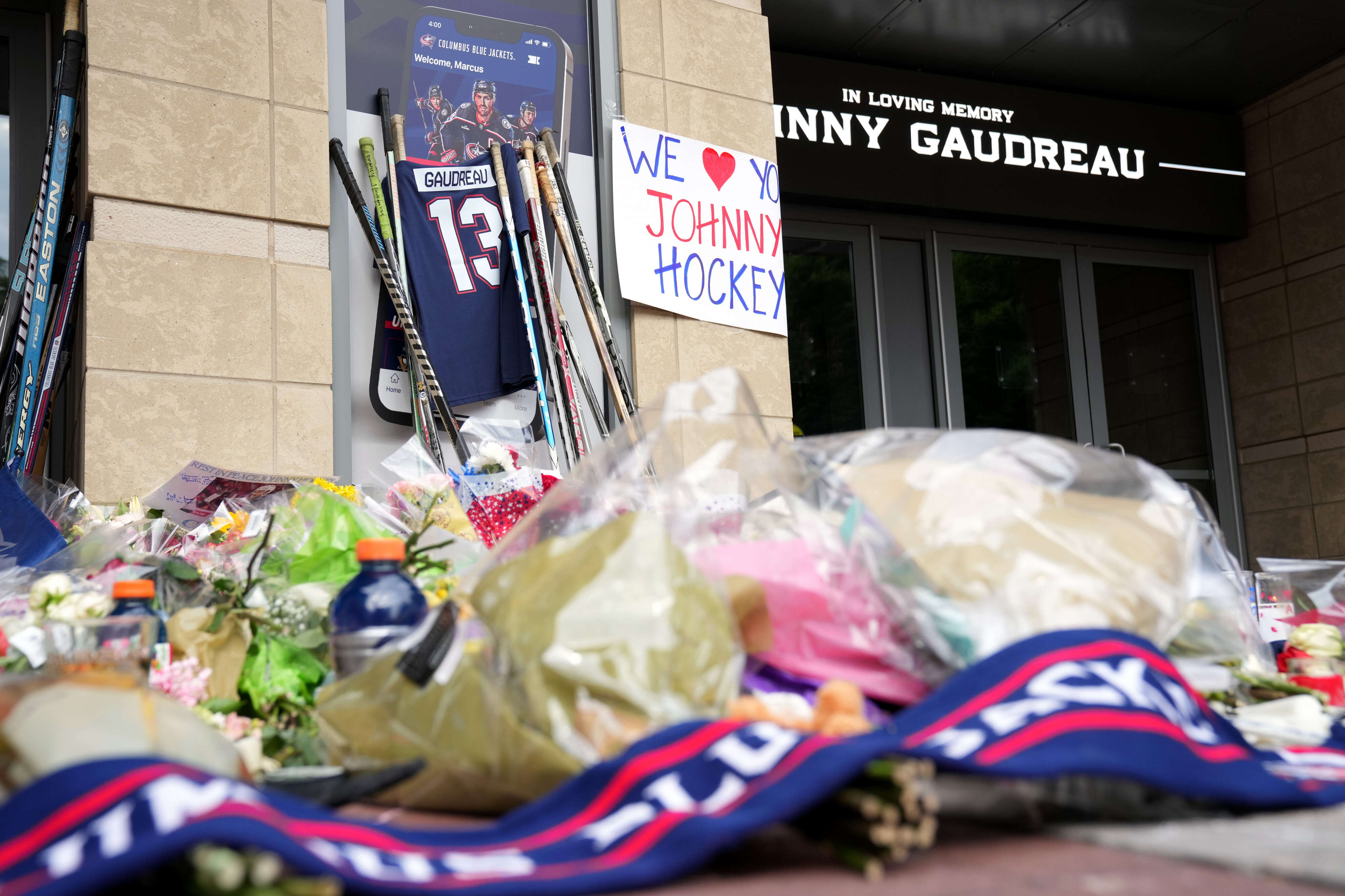 Blue Jackets players, GM speak ahead of candlelight vigil for Johnny, Matthew Gaudreau