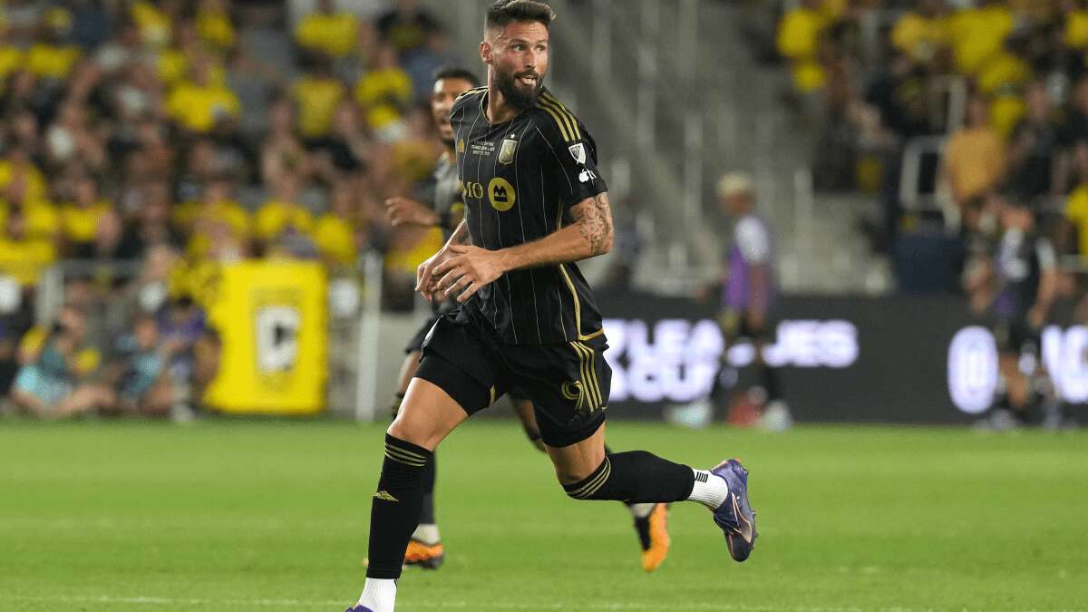 LAFC star Olivier Giroud's home was burglarized, police say