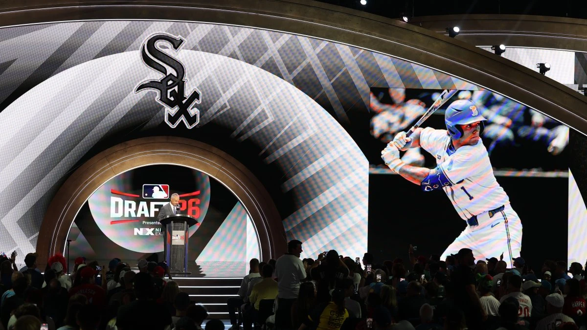 Chicago White Sox select UCLA shortstop Roch Cholowsky with No. 1 pick in MLB draft