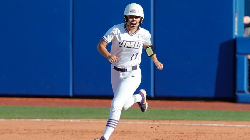 JMU's Kate Gordon Hits Leadoff Homer on First Pitch of WCWS Semifinal Game