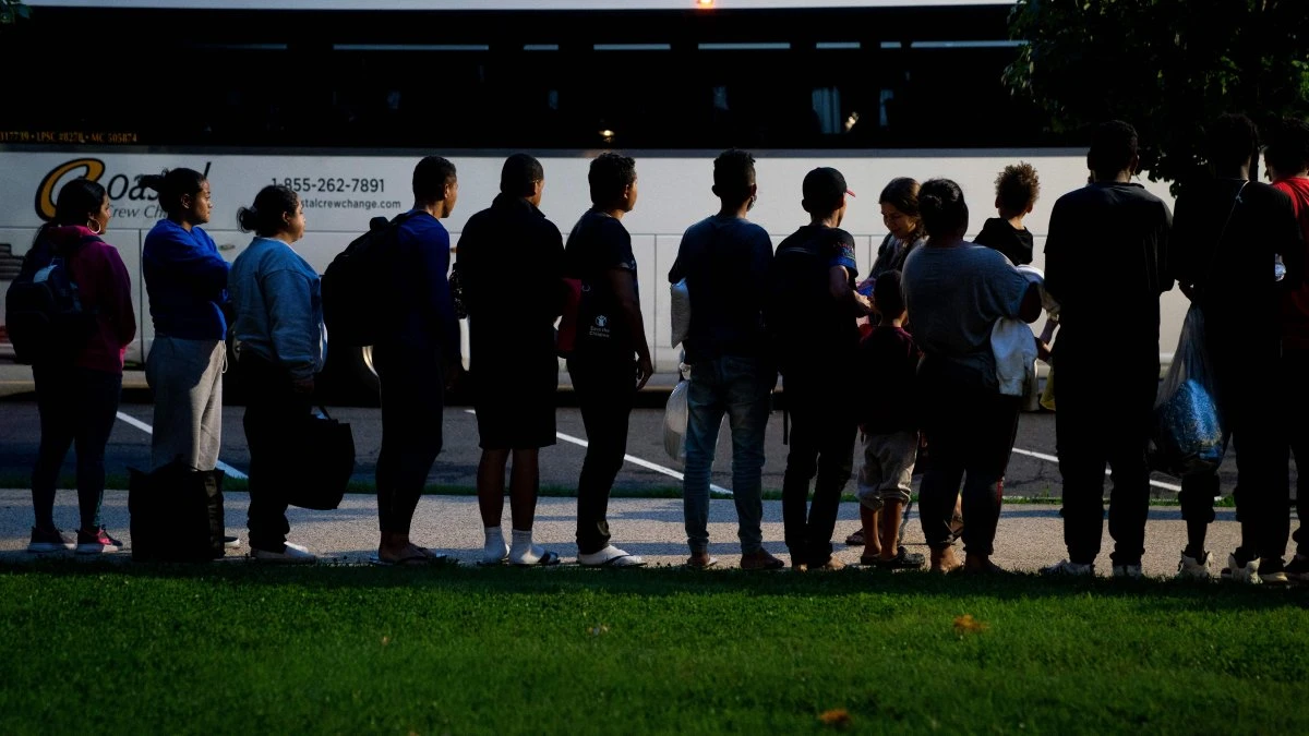 Number of migrant buses leaving Texas for blue cities drops sharply to zero