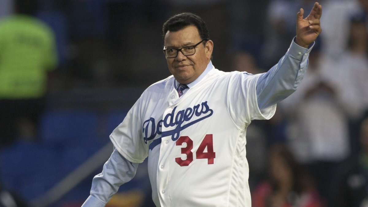 Dodgers legend Fernando Valenzuela reportedly hospitalized