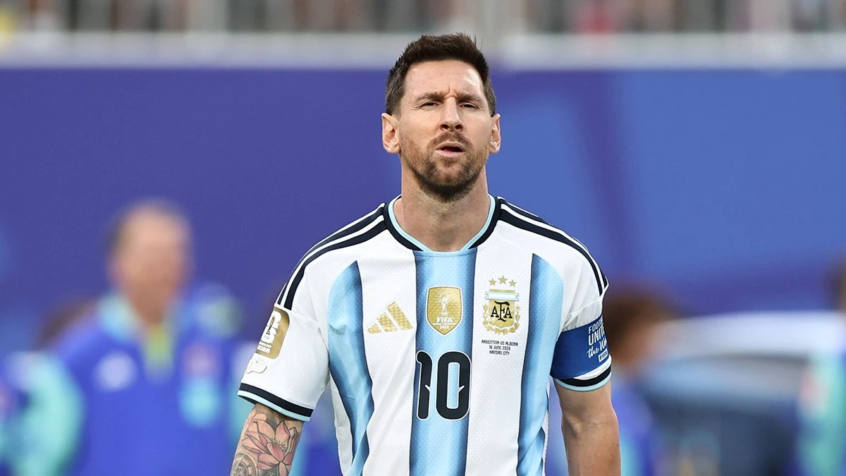 TV host in Argentina quits after falsely reporting that Lionel Messi's dad died