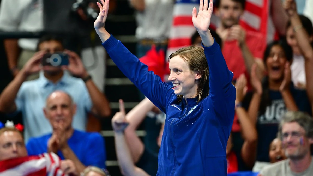 Young spectator goes through all the emotions watching Katie Ledecky's historic win
