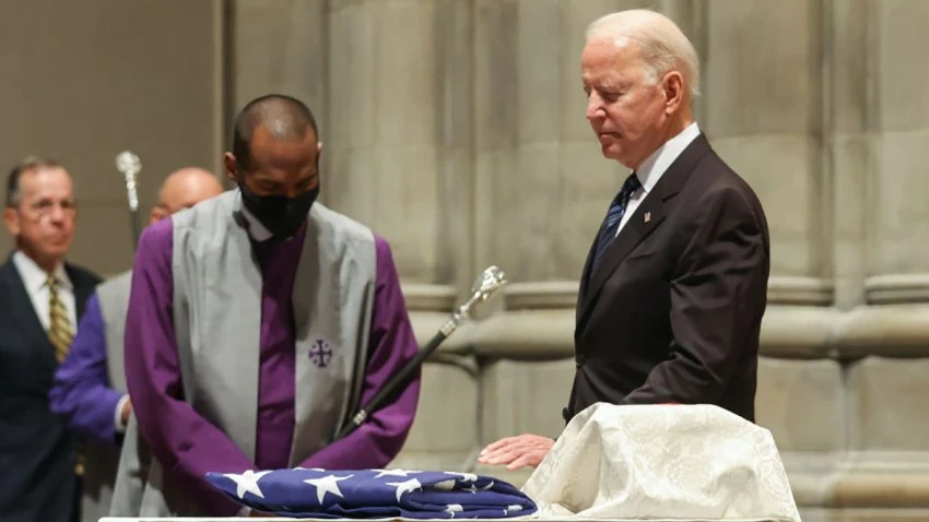 Biden Mourns Former Senate Colleague, Virginia's John Warner