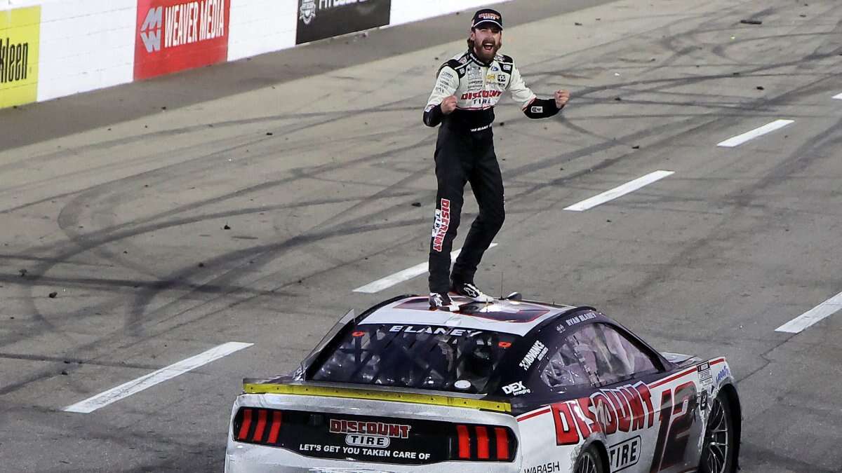 Ryan Blaney wins at Martinsville and earns a chance to defend his NASCAR title