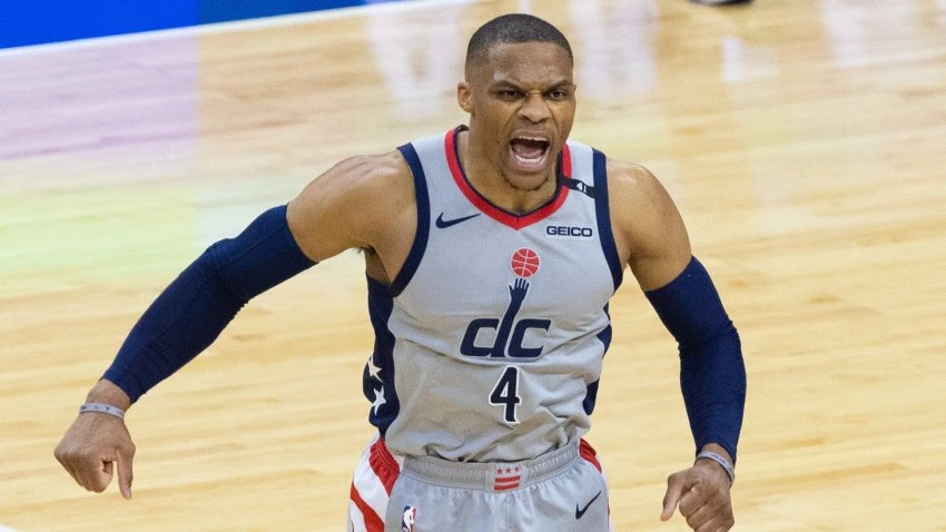 Russell Westbrook, Trae Young Fan Incidents Make Metta World Peace ‘Shake'