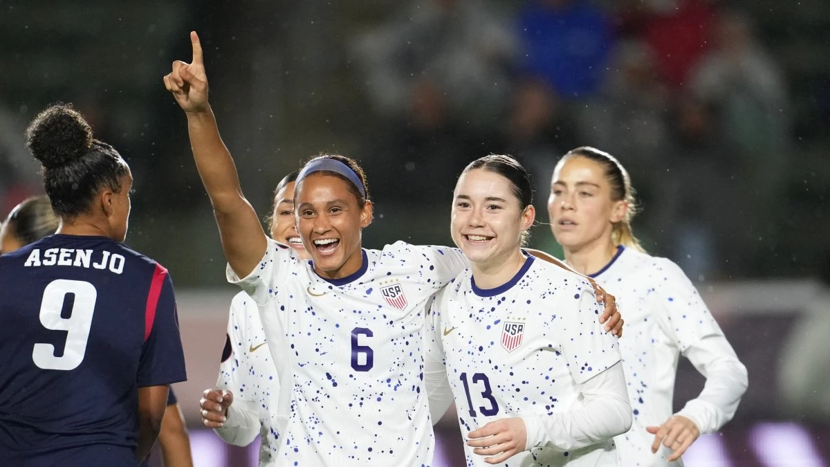USWNT cruises past Dominican Republic 5-0 to open 2024 Concacaf W Gold Cup